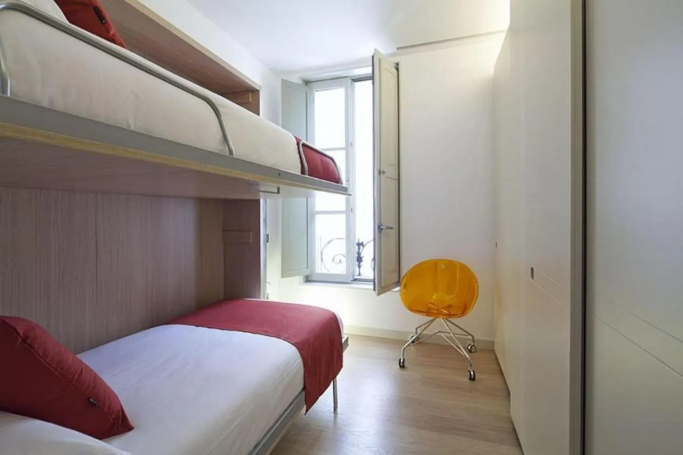 Ola Living Portaferrissa Apartment Barcelona 0*,  Spain