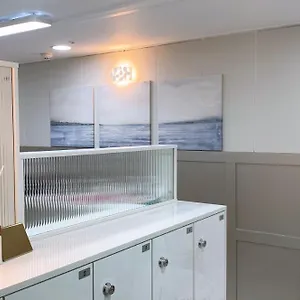https://the-stay-cube-house-female-only.hotels-seoul.net