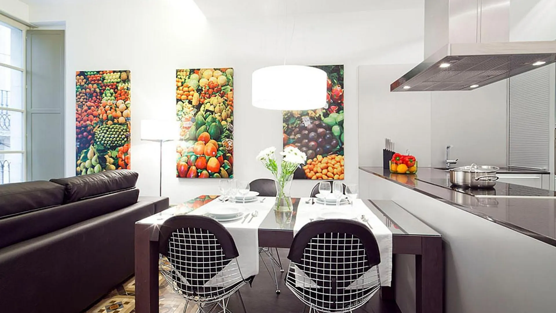 Ola Living Portaferrissa Apartment Barcelona Spain
