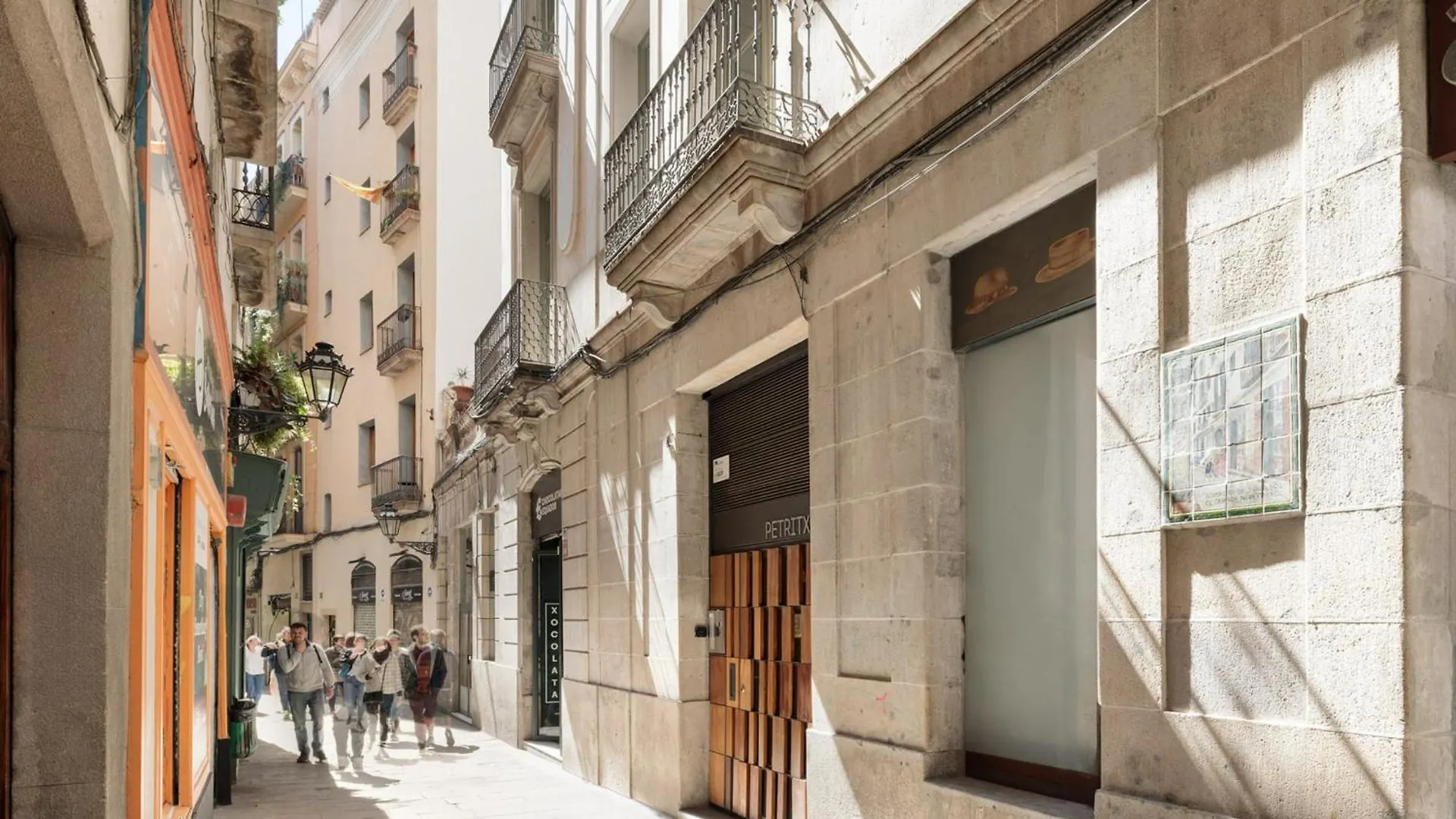 Ola Living Portaferrissa Apartment Barcelona
