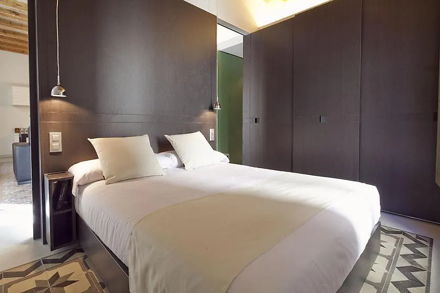Ola Living Portaferrissa Apartment Barcelona
